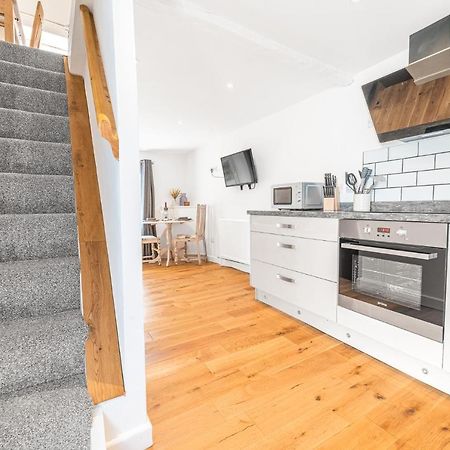 The Black Dog Apartment Dalton in Furness Exterior photo